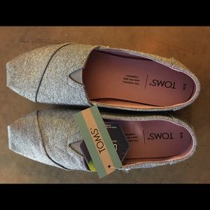 Toms Size 6 Brand New slip ons
